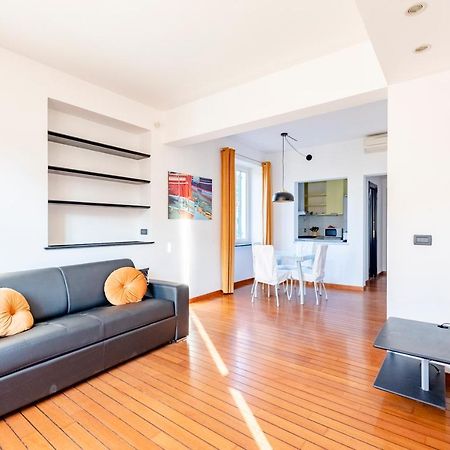 Apartamento Joivy Modern Flat Next To The Sea Génova Exterior foto