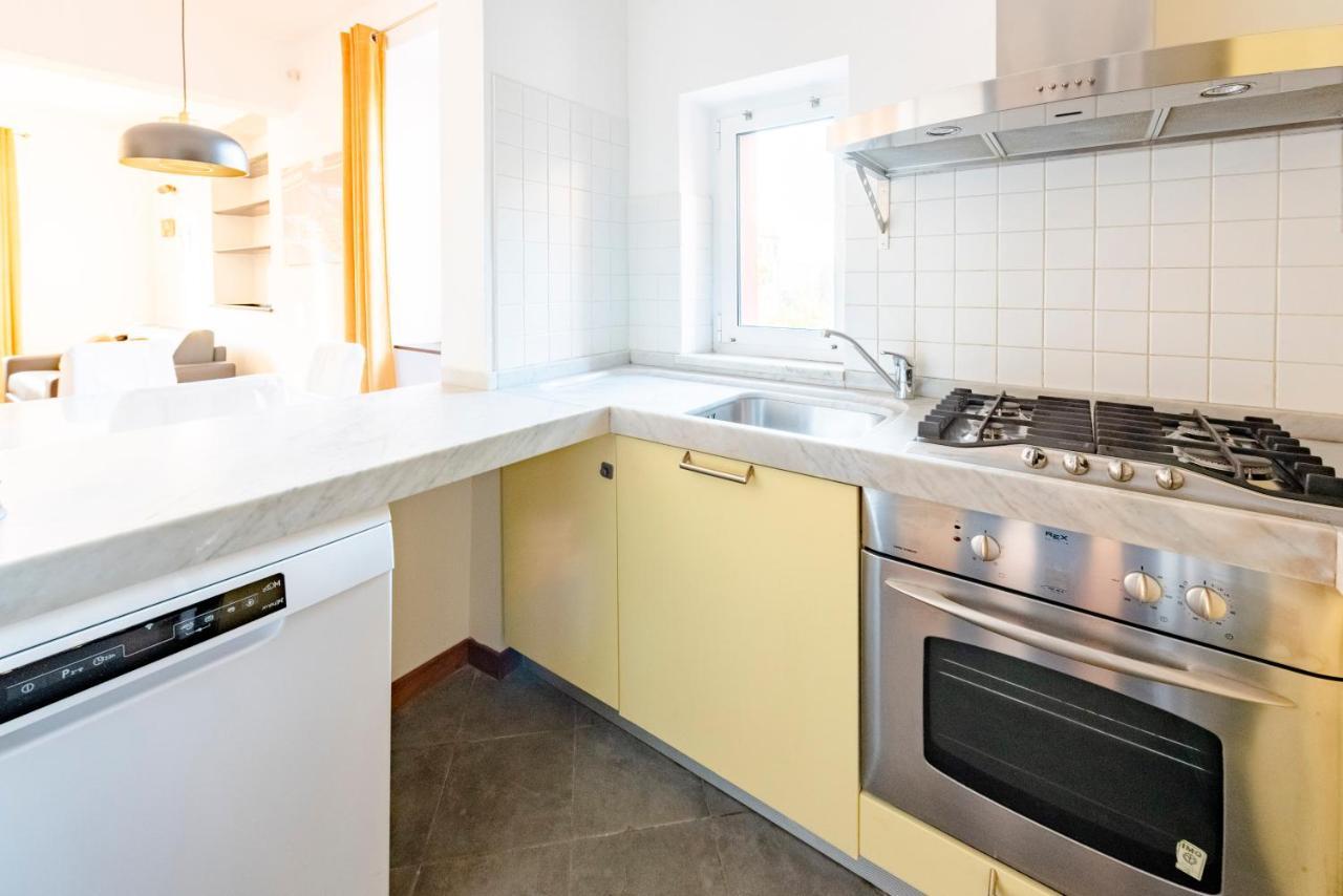 Apartamento Joivy Modern Flat Next To The Sea Génova Exterior foto